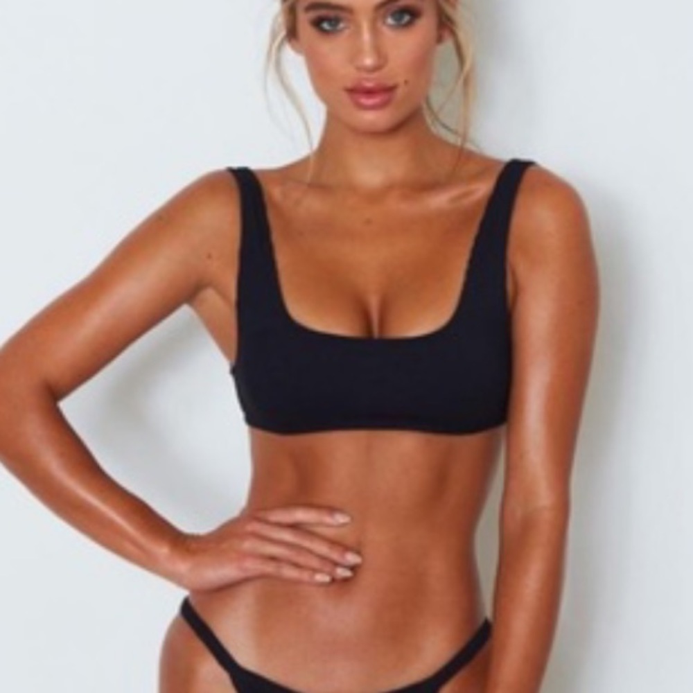 White fox boutique bathing suit top